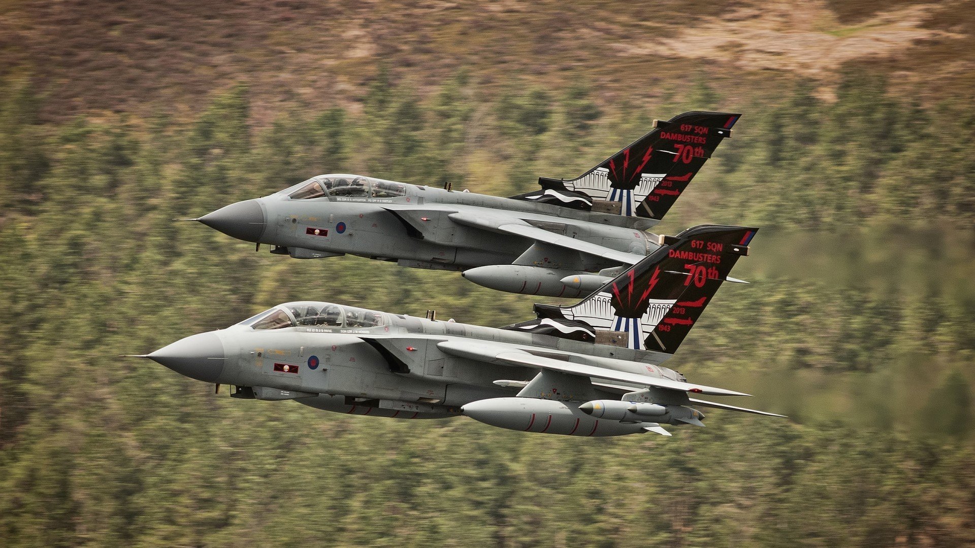 范弗利特开启范乔丹模式！末节连飙三记死神三分，尼克斯热身赛轻取新疆