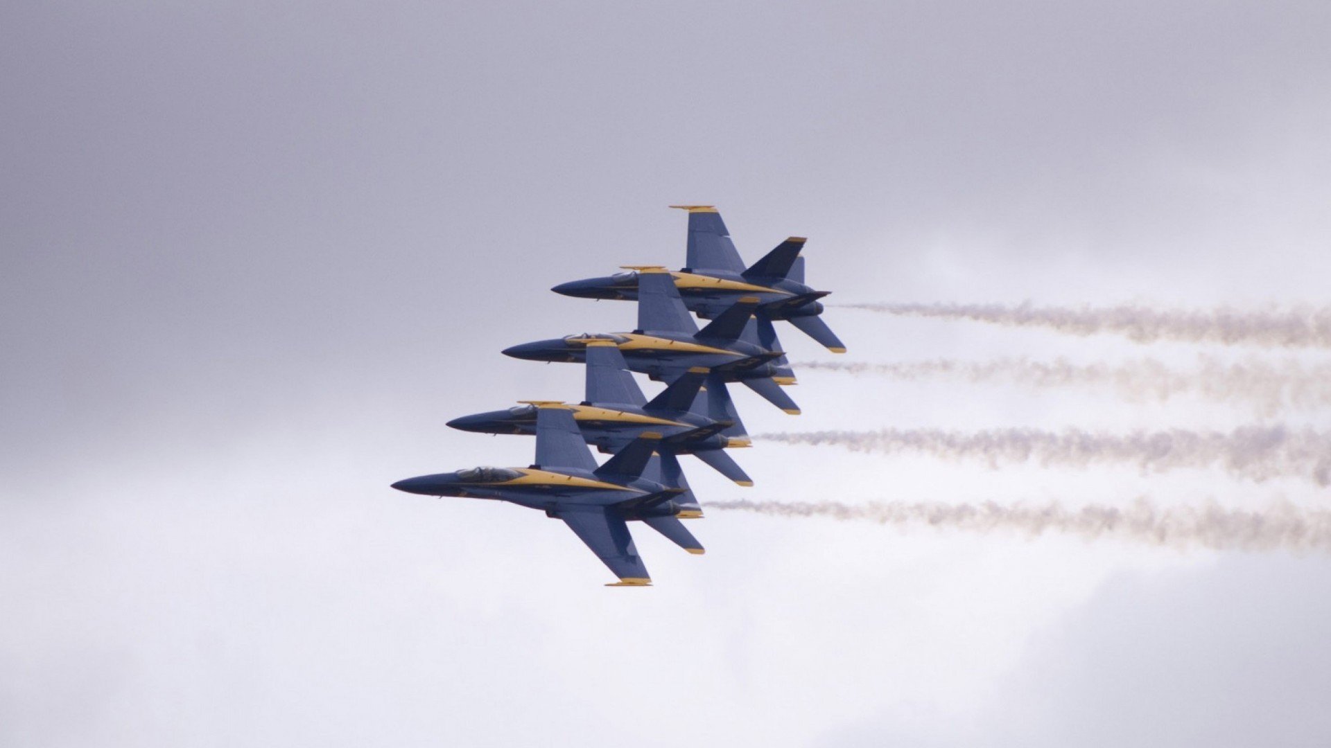 克罗地亚铁血意志碾碎皇家社会,皮克一传一射导演逆转史诗