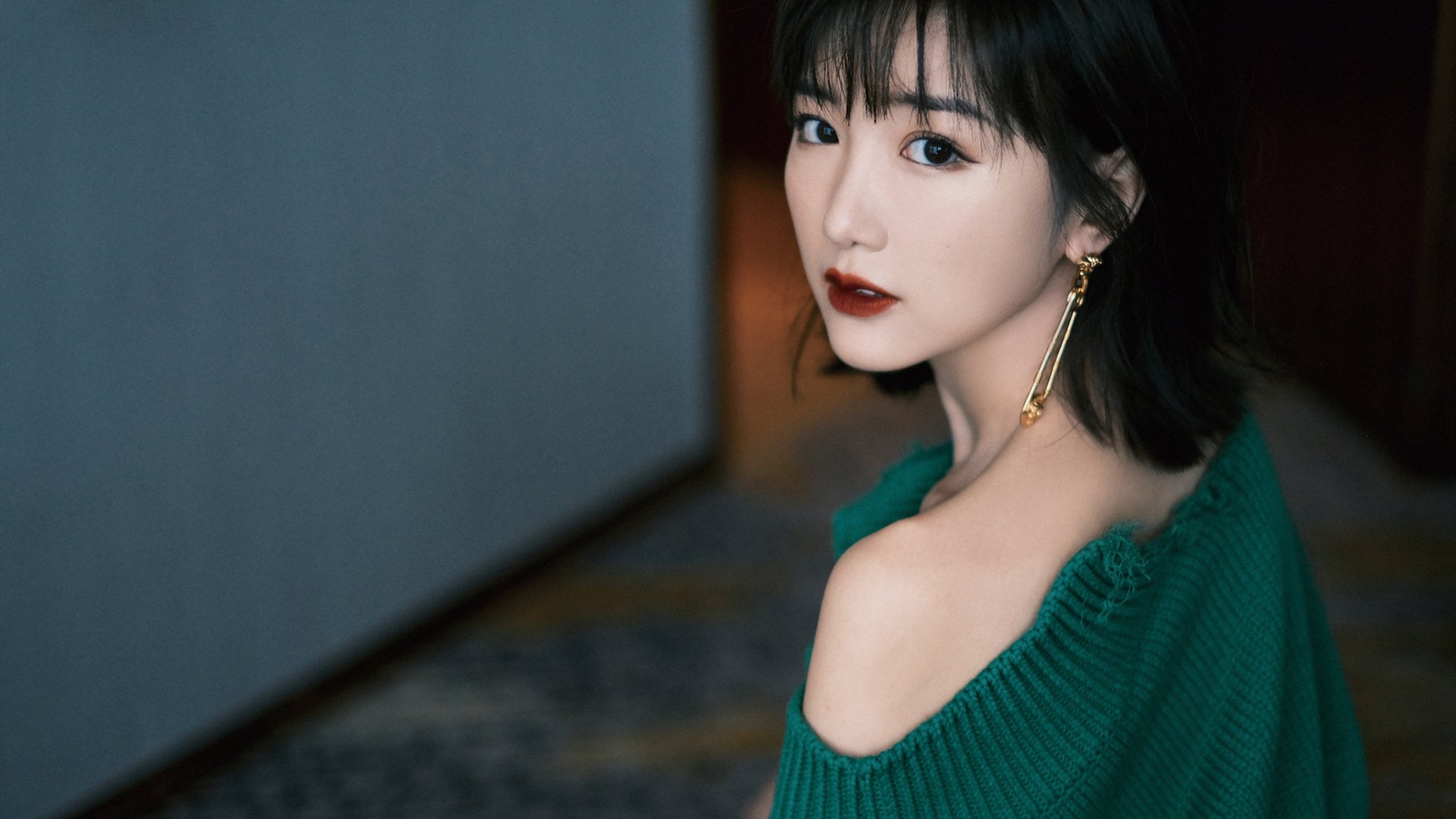 舞台越黑暗，戈贝尔越明亮，欧冠决战之夜与那些被压力塑造的巨人